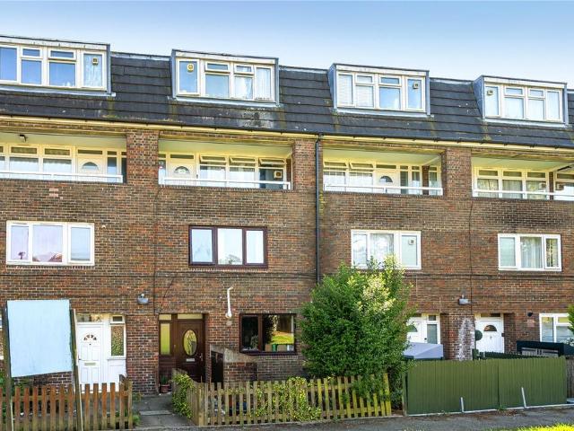 Flat for sale in Upper Sydenham, Greater London