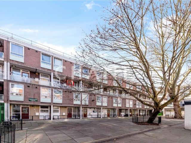 Flat for sale in Fitzrovia, Greater London