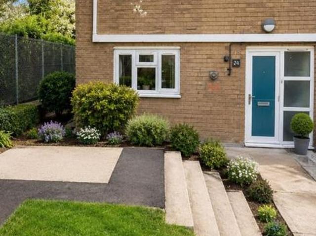 Flat for sale in Muswell Hill, Greater London