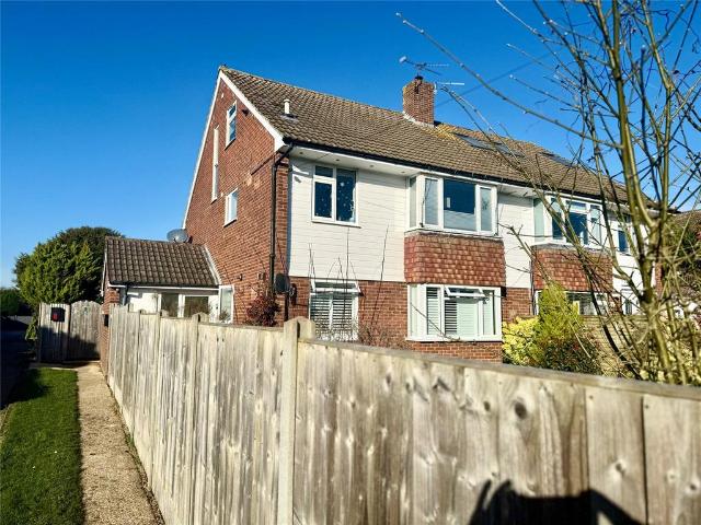 Flat for sale in Maidenhead