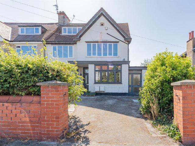 Flat for sale in Liscard
