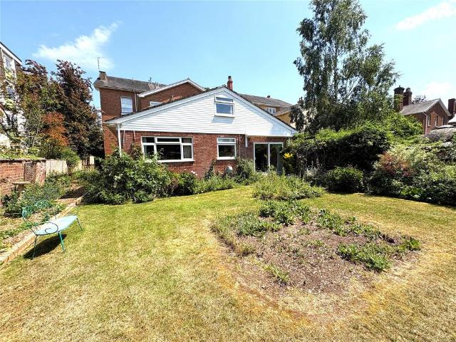Flat for sale in Milverton, Green Close