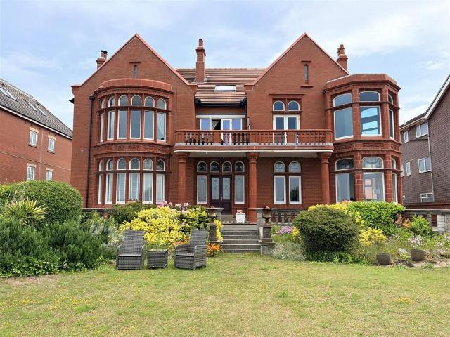 Flat for sale in St Annes, Lytham
