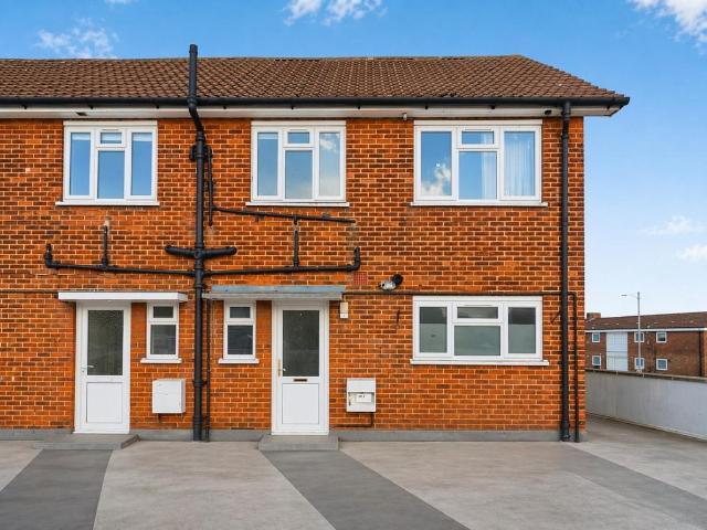 Flat for sale in Fairlop, Isle Of Man