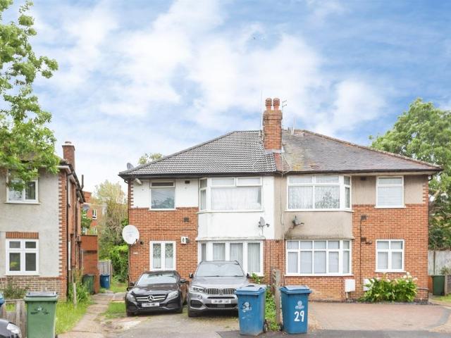 Flat for sale in Greater London