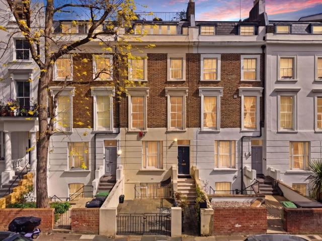 Flat for sale in Kensal Town, Bayswater