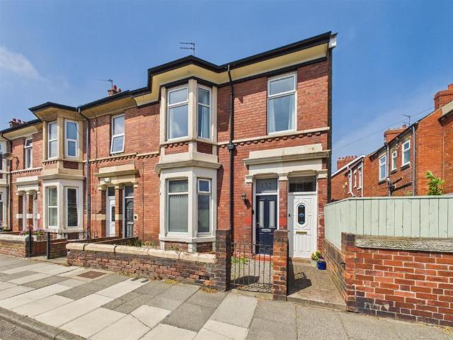 Flat for sale in Preston, North Shields