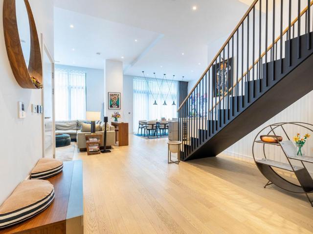 Flat for sale in Clapton, Lower Clapton