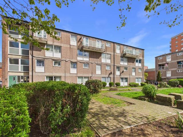 Flat for sale in Newtown, Two Mills