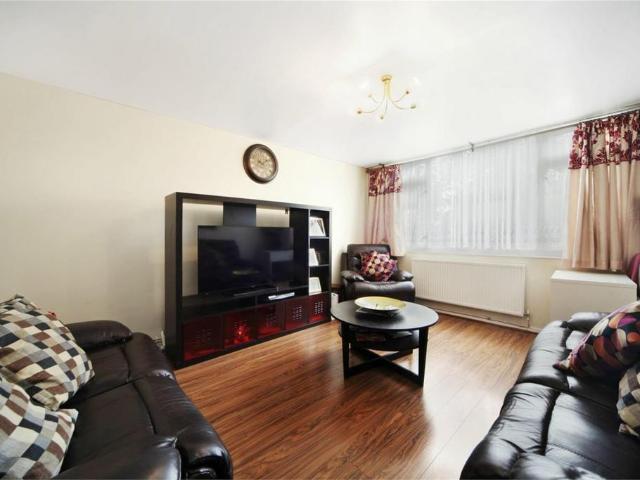 Flat for sale in Greater London