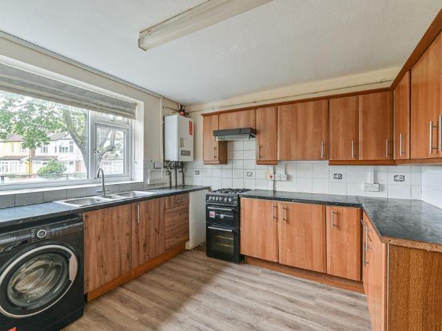 Flat for sale in Isle Of Man