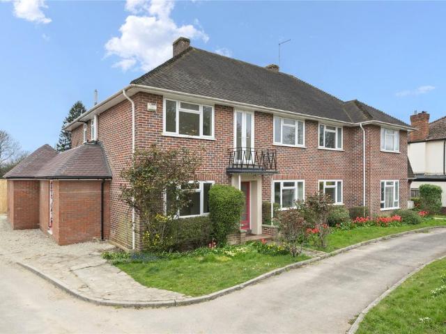 Flat for sale in Lower Green Esher, Blackhills
