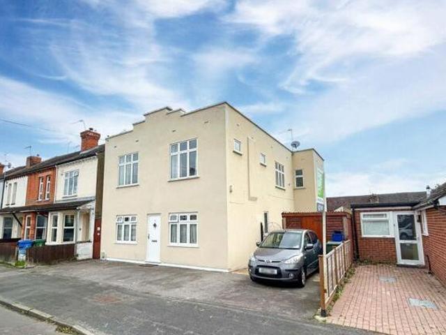 House for sale in East End, Rushmoor