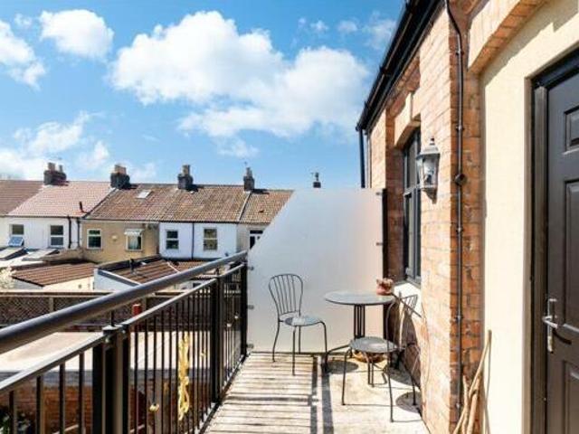 House for sale in Feckenham, City Of Bristol