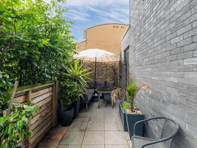 Maisonette for sale in Limehouse, Greater London