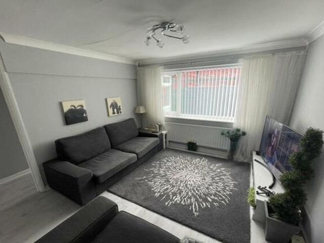 House for sale in Rossmore, Cheshire
