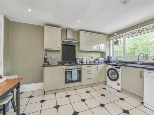 Property for sale in Cat Hill