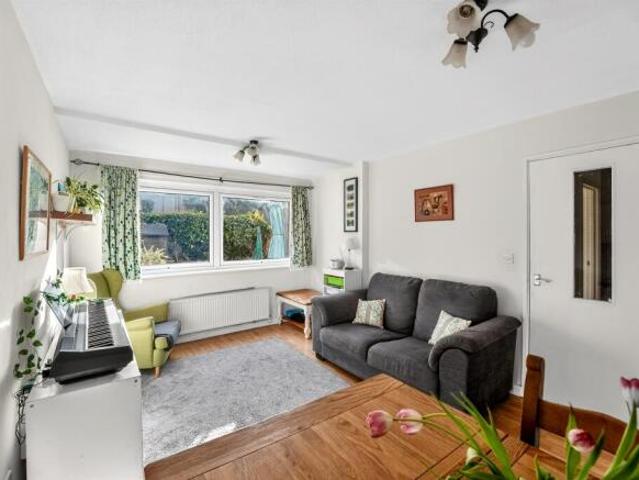 Maisonette for sale in London Borough of Merton, Greater London