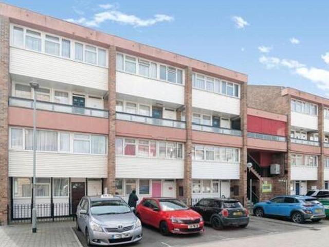 House for sale in Little Thurrock, Grays