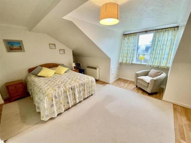 Maisonette for sale in Mount Wise