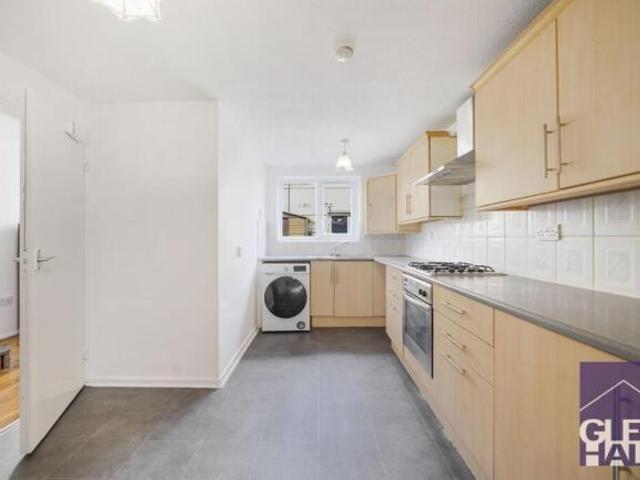 Maisonette for sale in Cat Hill