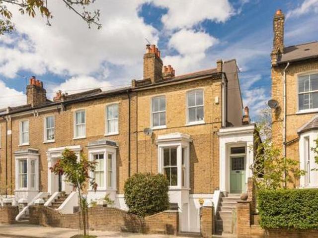 House for sale in Lyons, Greater London