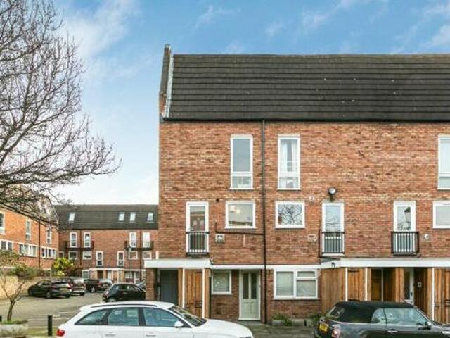 House for sale in City of London, Greater London