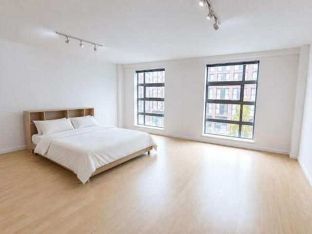 Maisonette for sale in Georgia, Greater Manchester