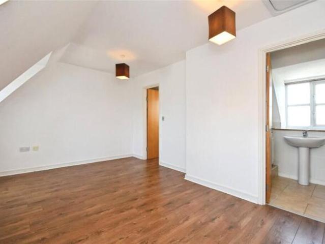 Maisonette for sale in Moulsham, Chelmsford