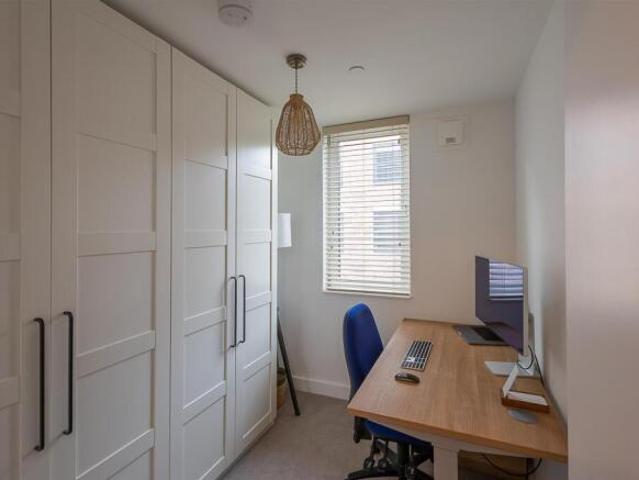 Maisonette for sale
