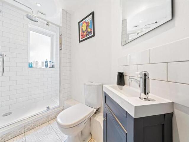 Maisonette for sale in Wimbledon, Greater London