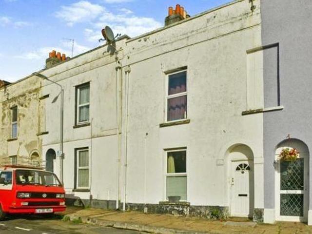House for sale in Follaton, Strode