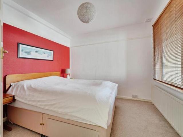 Maisonette for sale in Bletchley, Buckinghamshire