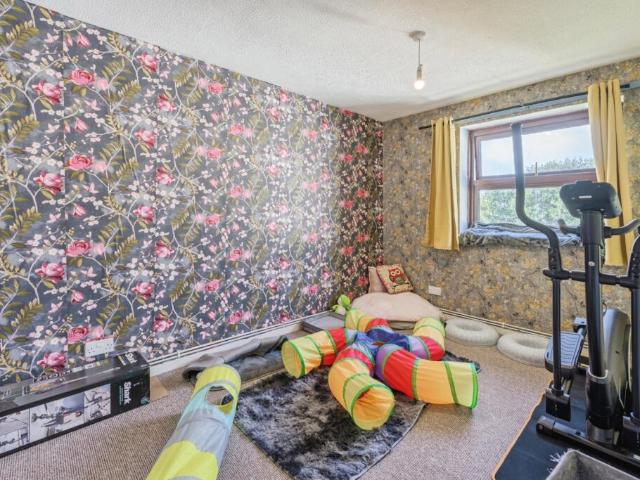 Maisonette for sale in Follaton, Strode