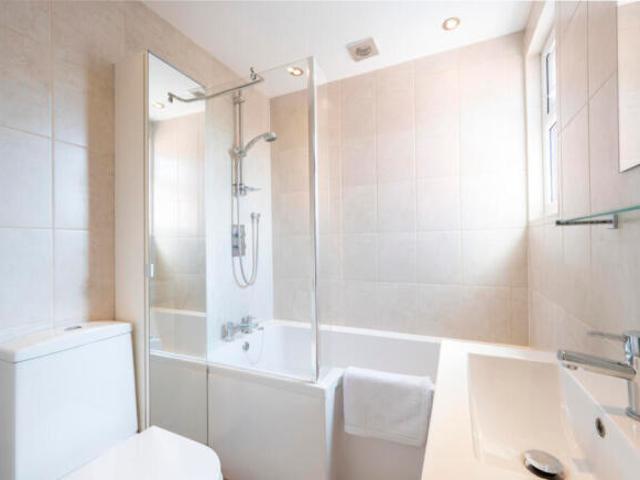 Maisonette for sale in Wimbledon, Greater London