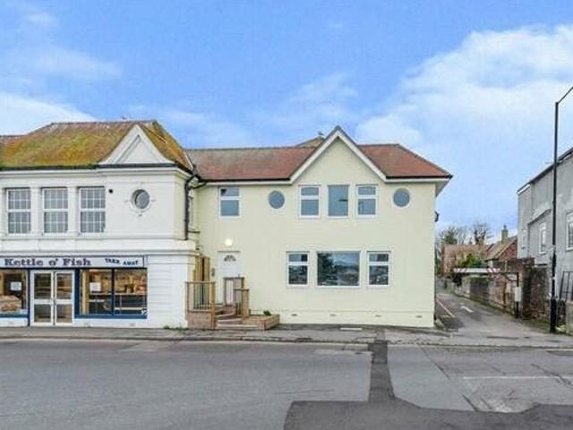 House for sale in Heathlands, East Sussex
