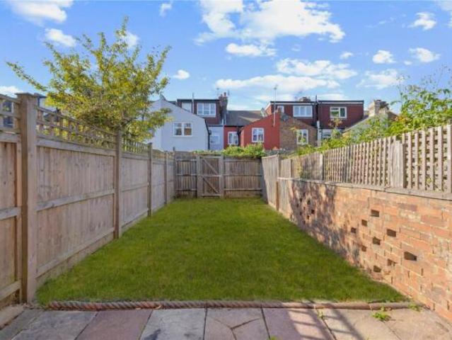Maisonette for sale