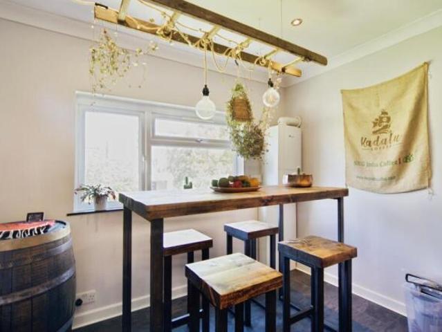 Maisonette for sale in Cat Hill