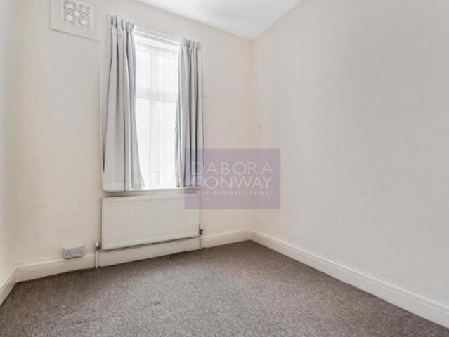 Maisonette for sale in London Borough of Enfield, Greater London