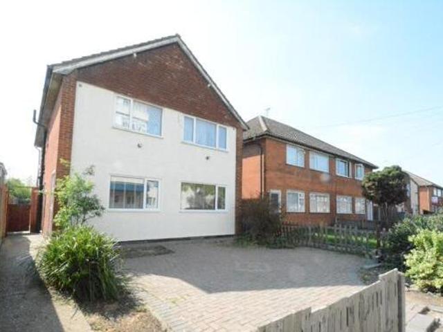 House for sale in Tilbury, Essex