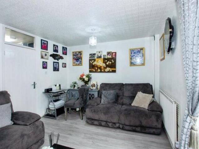 Maisonette for sale