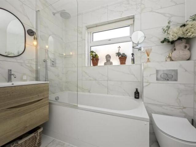 Maisonette for sale