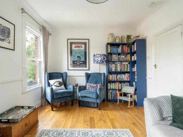 Maisonette for sale in Walthamstow, Greater London