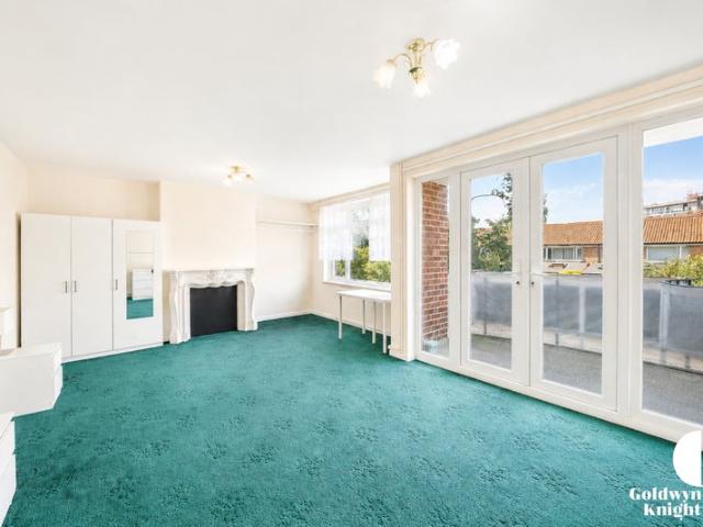 Apartment for rent in East Greenwich, Greater London