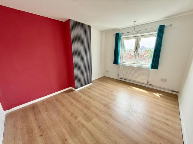Apartment for rent in Plaistow, Greater London
