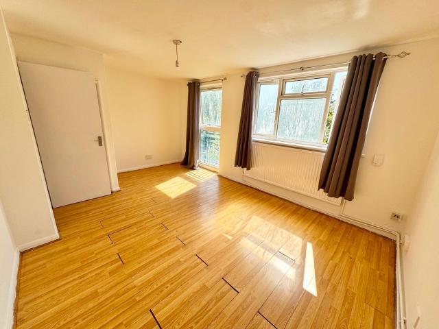 Apartment for rent in Hornsey, Greater London