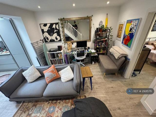 House for rent in Highbury, Greater London