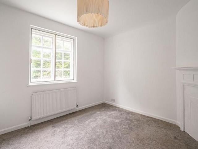 House for rent in London Borough of Barnet, Greater London