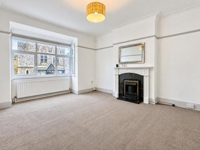 House for rent in Upton, Acol