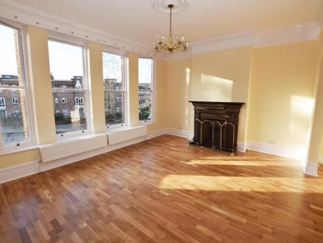 House for rent in Kew, Greater London